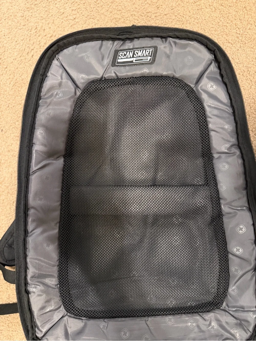 SWISSGEAR Black Backpack - Everyday Laptop Bag
